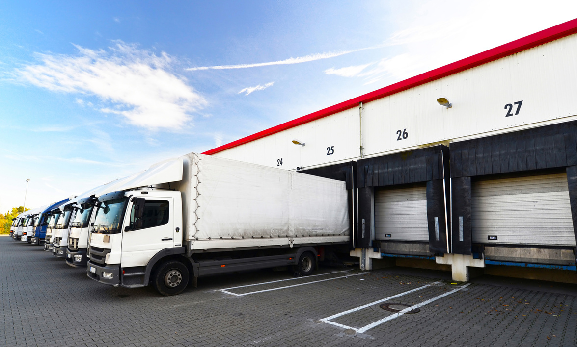 loading of lorries at the warehouse of a freight forwarding company